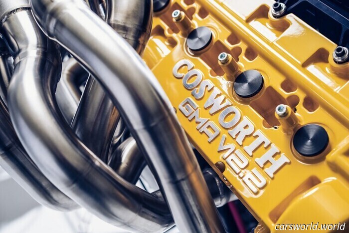 Porsche's Gentrification of Internal Combustion Engines Is Just the Beginning of Exclusively Premium Features | Carscoops